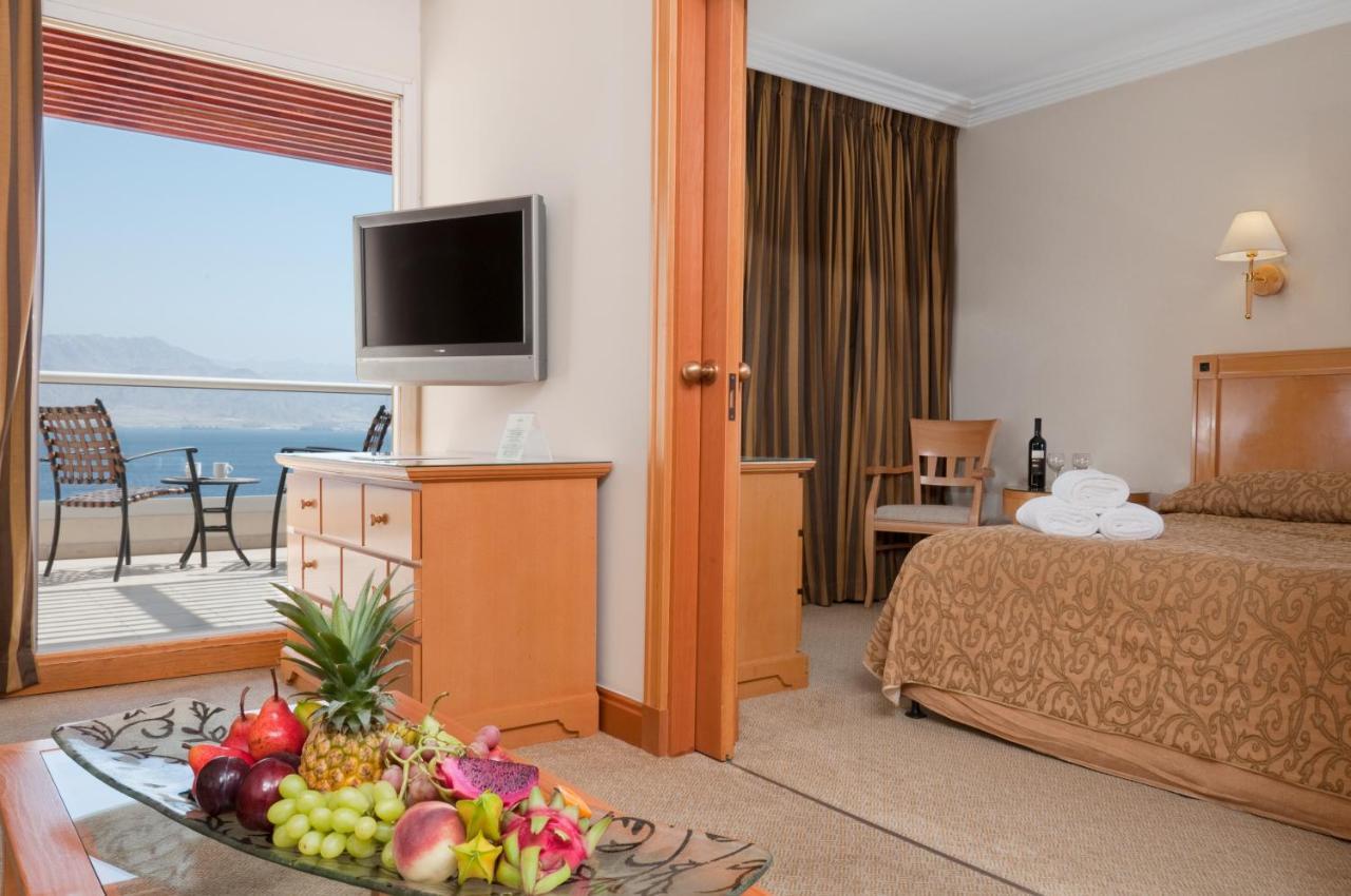 Aria Hotel Eilat Exterior photo A room at the hotel