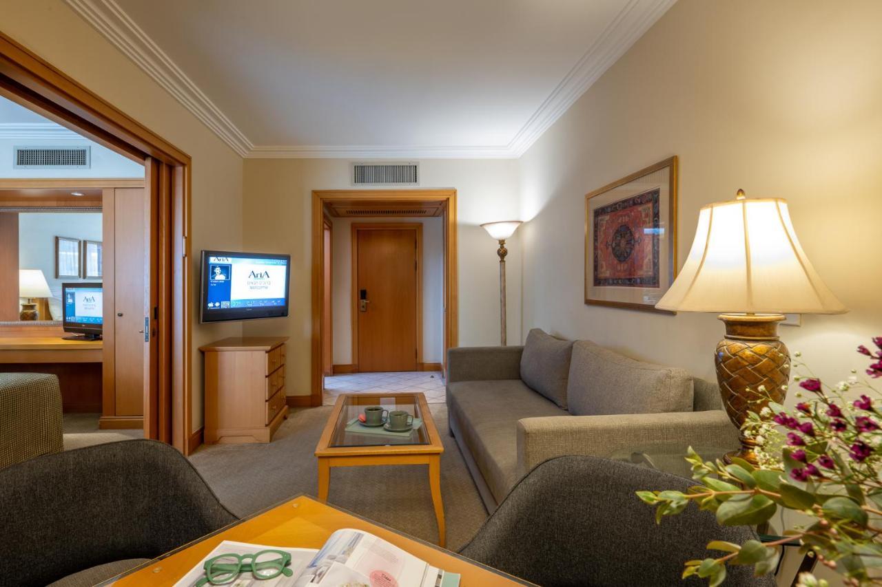 Aria Hotel Eilat Exterior photo A suite at the Grand Hyatt Hotel, Amman, Jordan