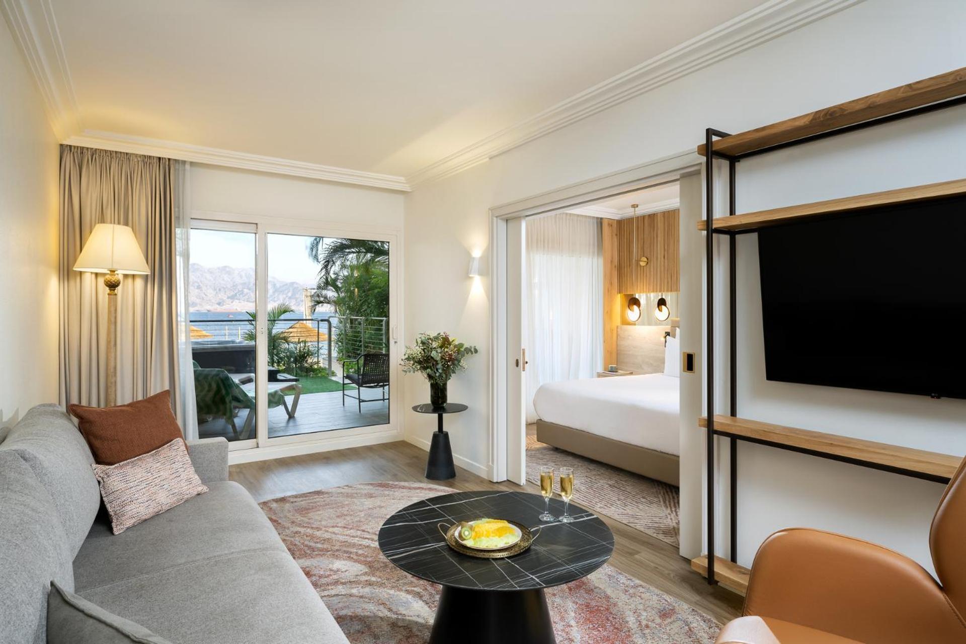 Aria Hotel Eilat Exterior photo A suite at the hotel