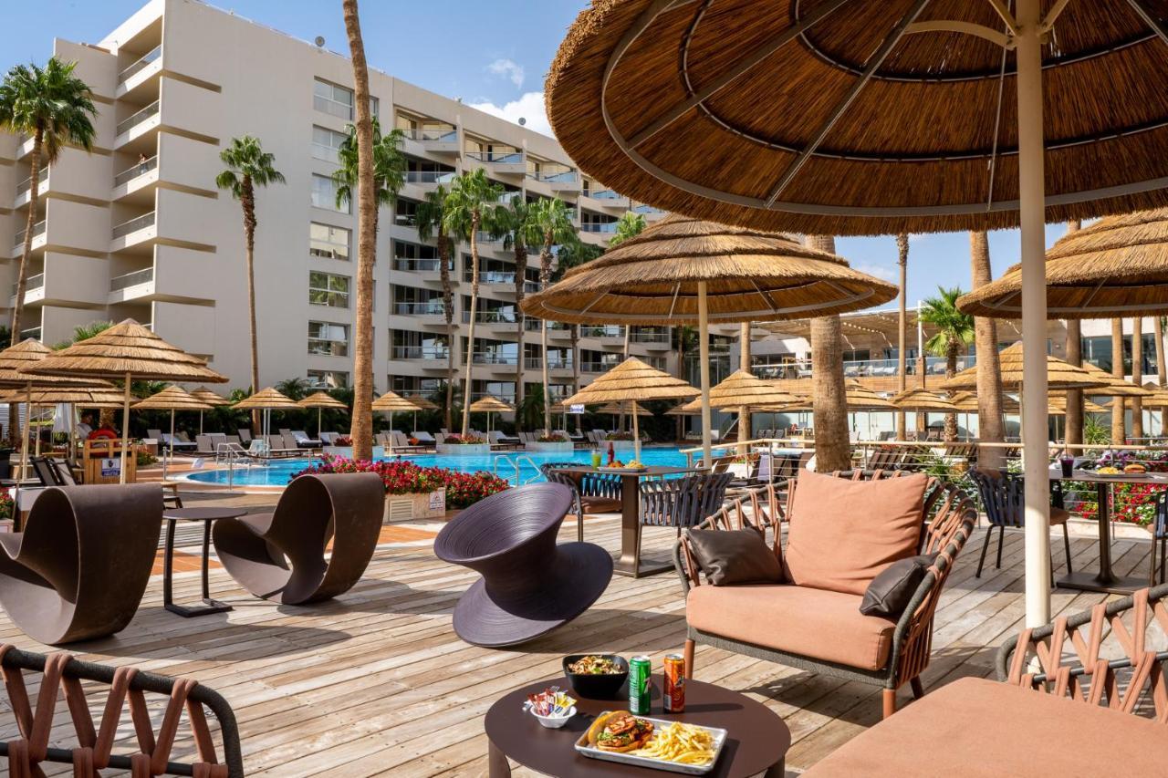 Aria Hotel Eilat Exterior photo The pool at the Hilton Sharm El Sheikh