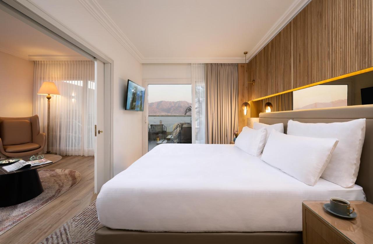 Aria Hotel Eilat Exterior photo A bedroom at the Dead Sea