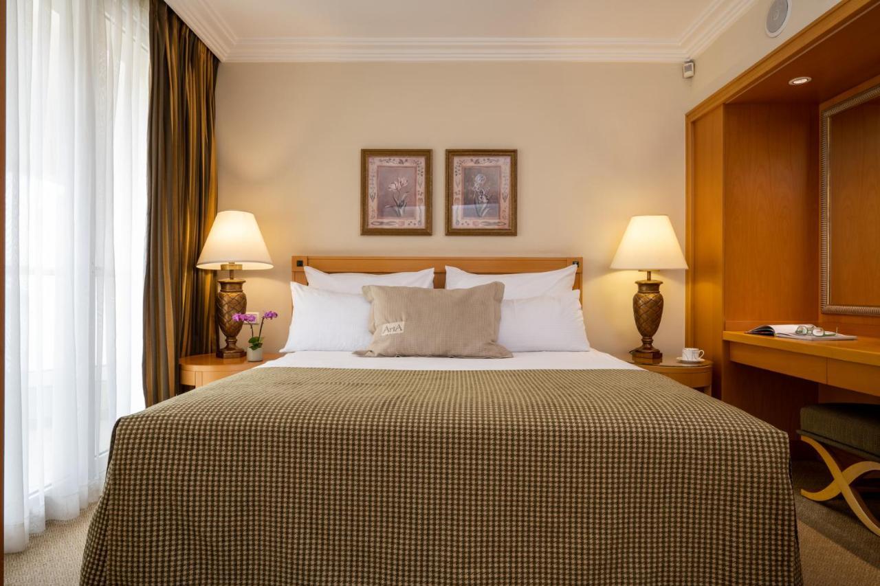 Aria Hotel Eilat Exterior photo A bedroom at the hotel