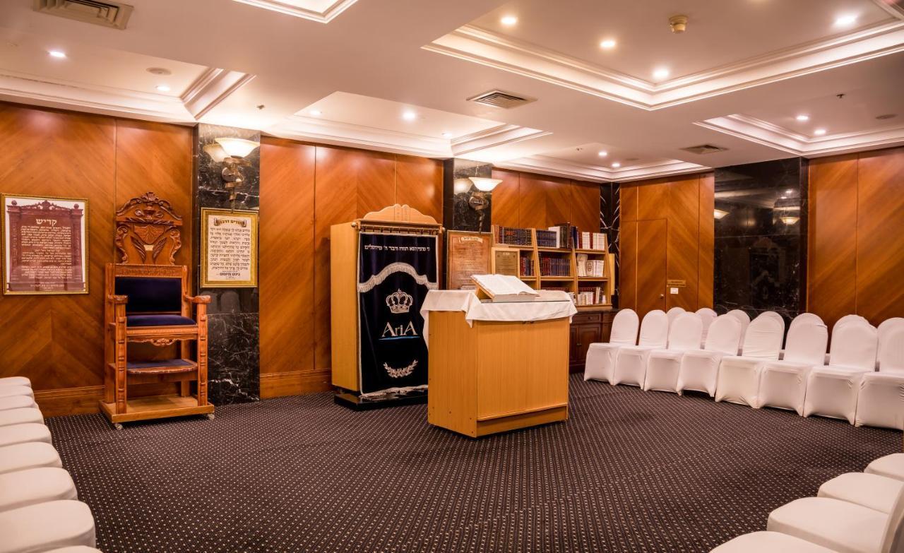 Aria Hotel Eilat Exterior photo The synagogue's interior